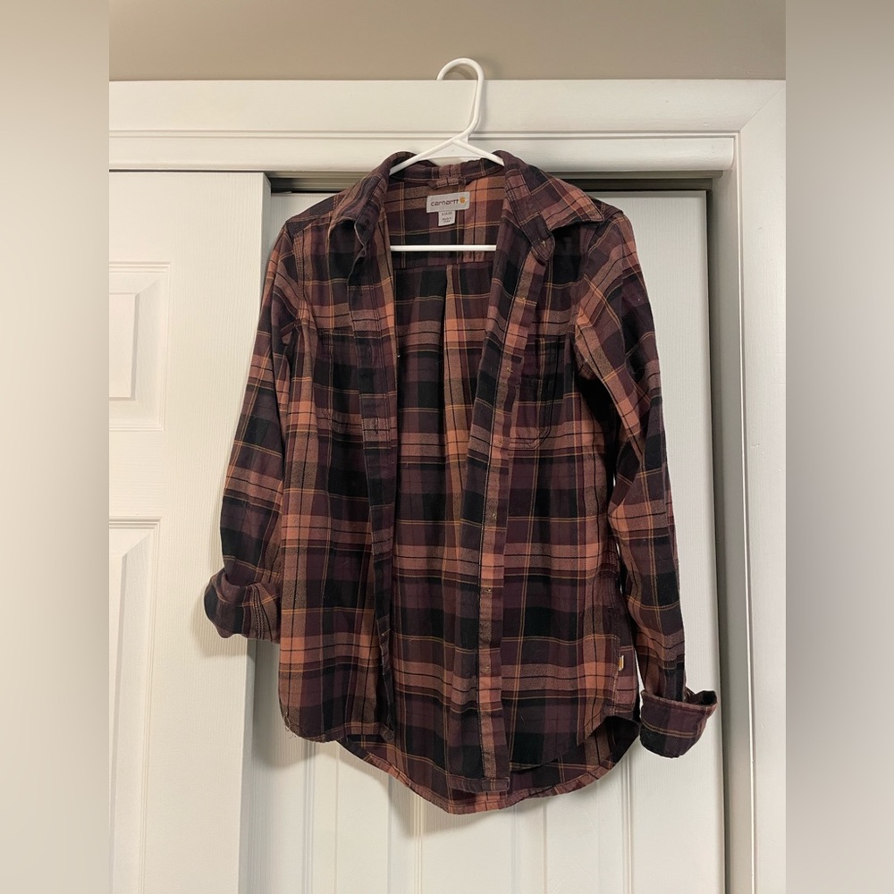 Women’s flannel carharrt